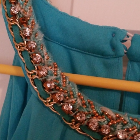 Dress - Picture 8 of 8